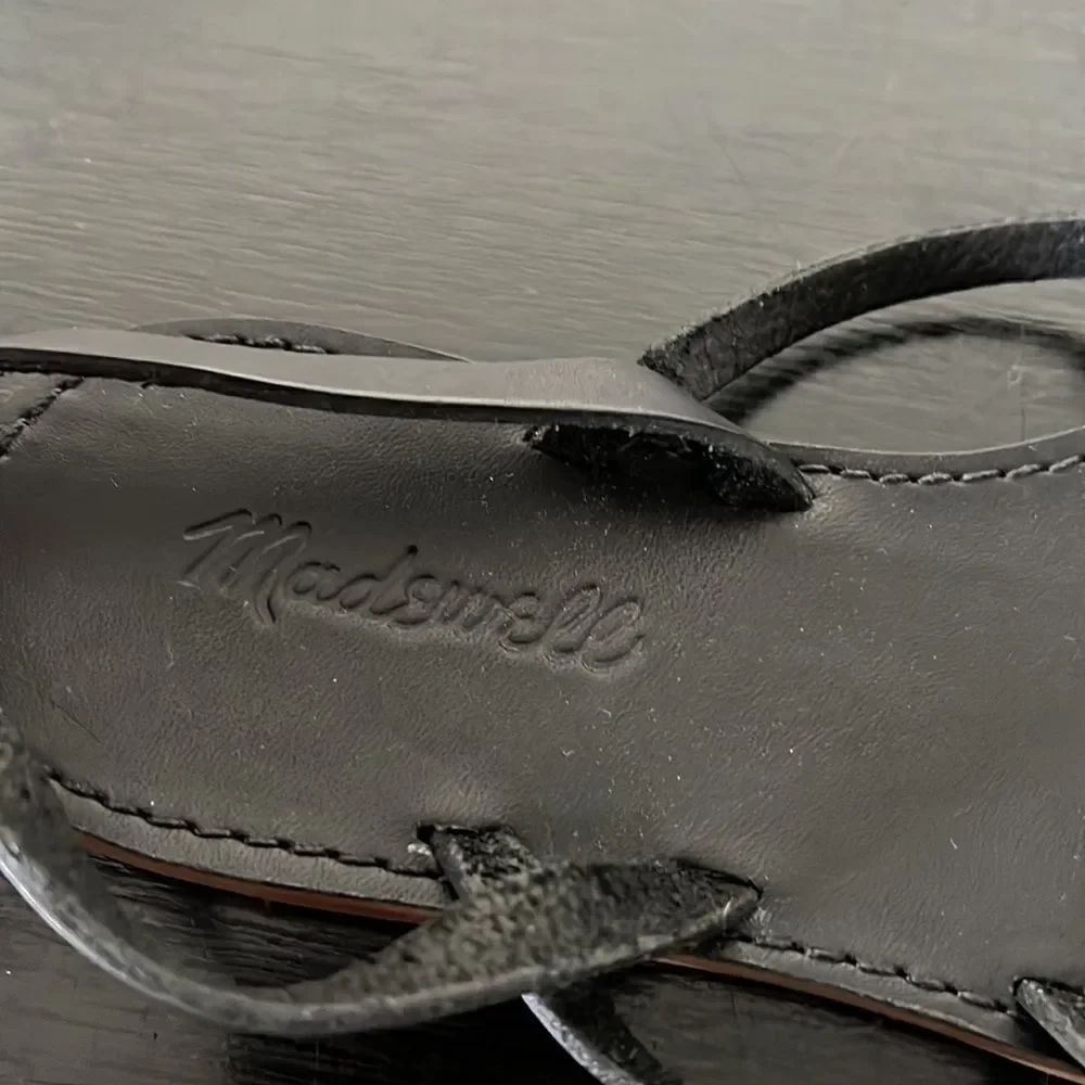 Madewell The Boardwalk Skinny-Strap Sandal